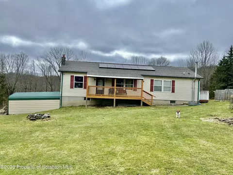 1173 Rock Lake Dr, Lakewood, PA 18439