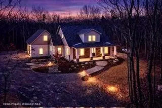 434 Summit Woods Rd, Roaring Brook Twp, PA 18444
