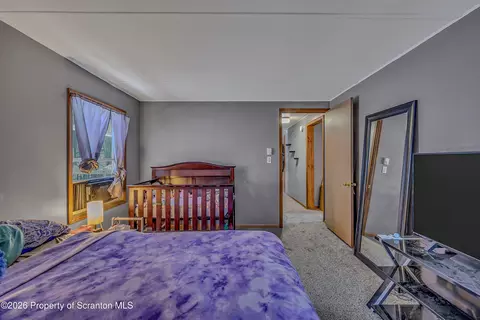 Bedroom - 1114 Springbrook Ave, Moosic, PA 18507 photo 1 of 7