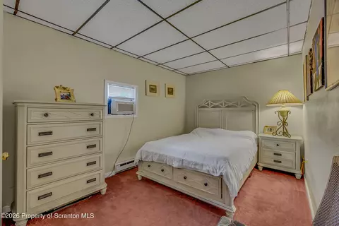 Bedroom - 1114 Springbrook Ave, Moosic, PA 18507 photo 3 of 7
