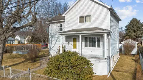 194 Charles St, Scranton, PA 18508