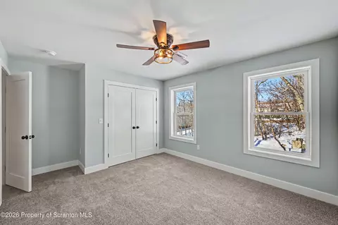 Bedroom - 115 E Pine St, Dunmore, PA 18512 photo 6 of 7