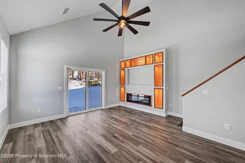 Living - 115 E Pine St, Dunmore, PA 18512 photo 3 of 8