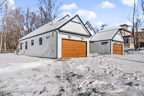 Exterior - 115 E Pine St, Dunmore, PA 18512 photo 4 of 5