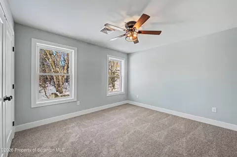 Bedroom - 115 E Pine St, Dunmore, PA 18512 photo 5 of 7
