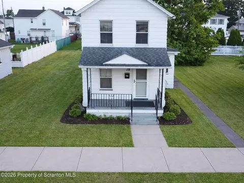 79 E 1st St, Wyoming, PA 18644