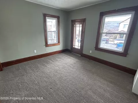Living - 415 Susquehanna Ave, Olyphant, PA 18447 photo 6 of 6
