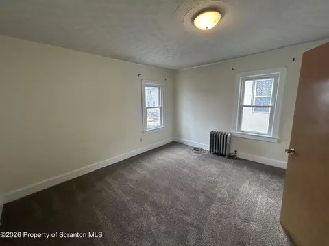 Bedroom - 415 Susquehanna Ave, Olyphant, PA 18447 photo 4 of 6