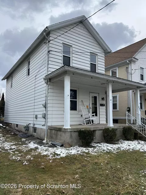 Exterior - 415 Susquehanna Ave, Olyphant, PA 18447 photo 2 of 5