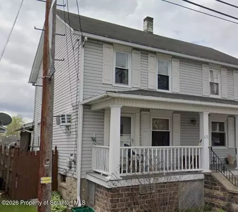 630 Oak St, Old Forge, PA 18518