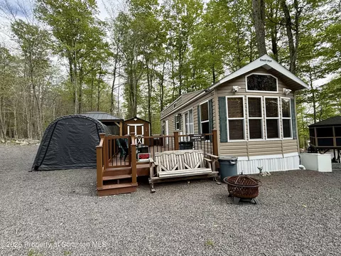 116 Explorer Path, Covington Twp, PA 18424 photo 2