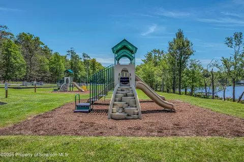 116 Explorer Path, Covington Twp, PA 18424 photo 63