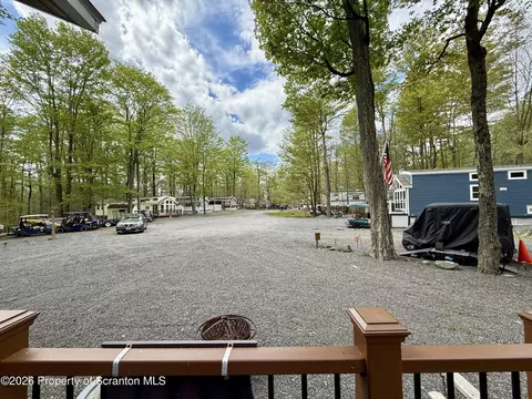 116 Explorer Path, Covington Twp, PA 18424 photo 4