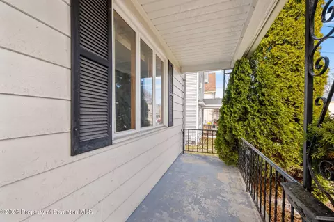 Exterior - 649 E Lackawanna Ave, Olyphant, PA 18447 photo 3 of 3