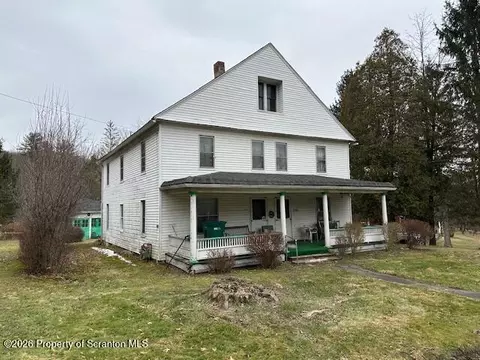 2004 Maple Rd, Dalton, PA 18414