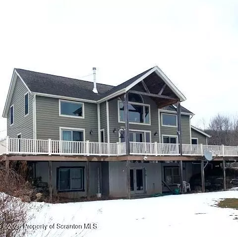 1105 Baldwin Rd, Thompson, PA 18465