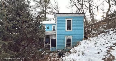 4483 Sr 87, Mehoopany, PA 18629
