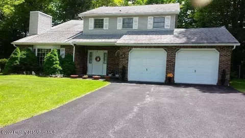 3142 Evergreen Cir, Tobyhanna, PA 18466