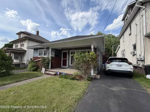 1019 Moosic St, Scranton, PA 18505