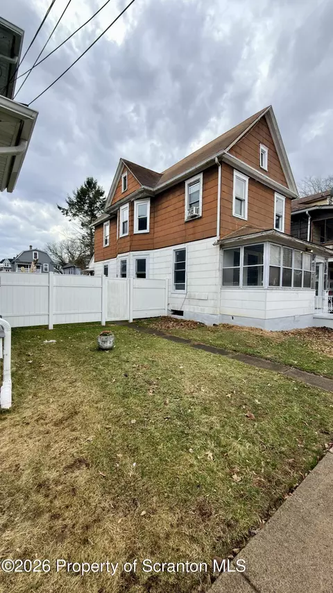 342 Horton St, Wilkes-barre, PA 18702