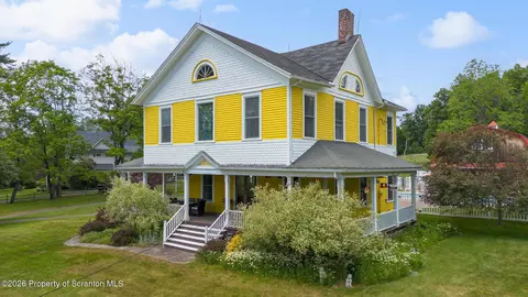 307 Lily Lake Rd, Dalton, PA 18414