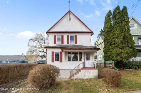 1413 Bulwer St, Scranton, PA 18504