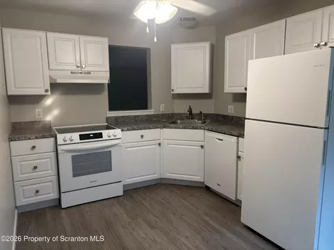 Kitchen - 6 Bald Mountain Rd, Scranton, PA 18504 photo 1 of 1