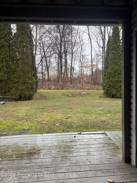 Exterior - 6 Bald Mountain Rd, Scranton, PA 18504 photo 2 of 2