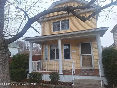 414 Wilson St, Peckville, PA 18452