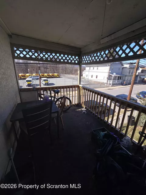 816 Capouse Ave, Scranton, PA 18509 photo 9