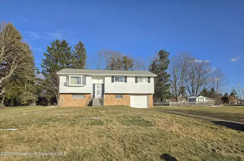11 Miller Rd, Scott Twp, PA 18447