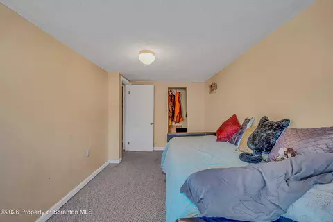 Bedroom - 1061 Springbrook Ave, Moosic, PA 18507 photo 4 of 6