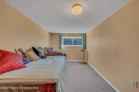Bedroom - 1061 Springbrook Ave, Moosic, PA 18507 photo 3 of 6