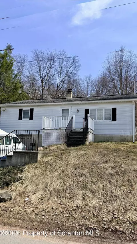 122 12 Archbald St, Carbondale, PA 18407