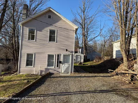29 Maple St, Susquehanna, PA 18847