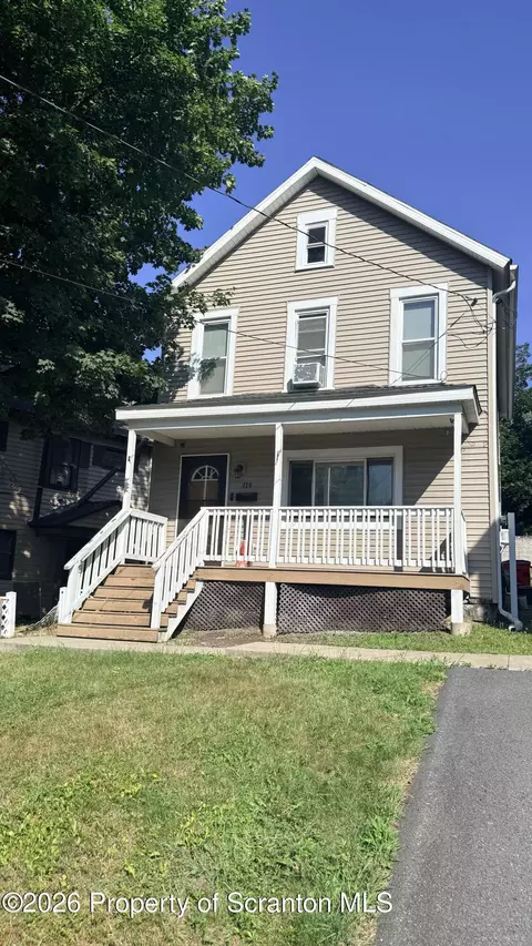 176 Belmont St, Carbondale, PA 18407