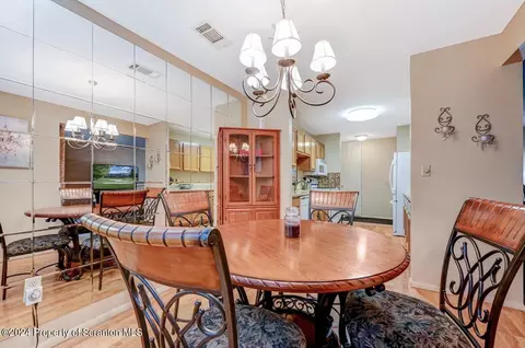 Dining - 1102 Summit Pointe, Scranton, PA 18508 photo 3 of 3