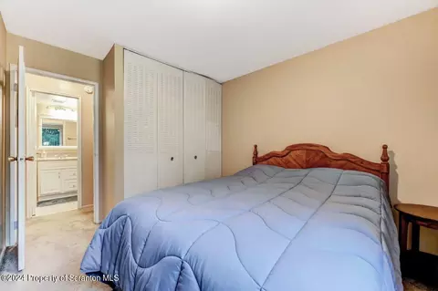 Bedroom - 1102 Summit Pointe, Scranton, PA 18508 photo 6 of 7