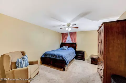 Bedroom - 1102 Summit Pointe, Scranton, PA 18508 photo 2 of 7