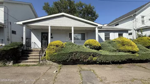 1140 Hampton St, Scranton, PA 18504