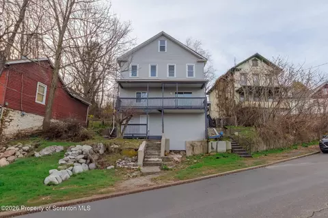 563 Lee St, Plymouth, PA 18651