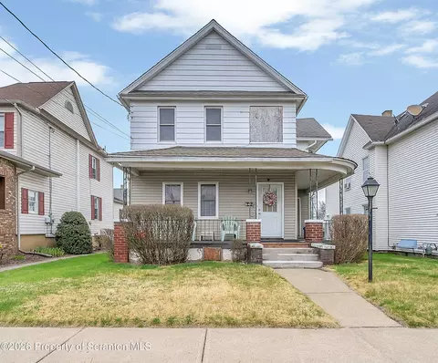 1406 Dorothy St, Scranton, PA 18504