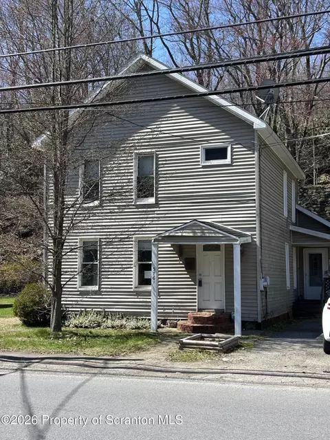 576 N Main St, Archbald, PA 18403