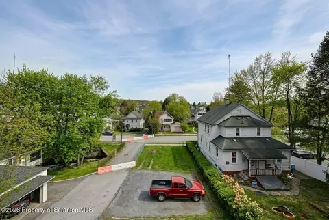 Exterior - 641 Elm St, Scranton, PA 18505 photo 8 of 11