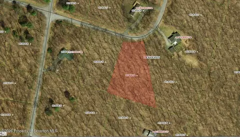 Red Rock Circle, Lackawaxen, PA 18435