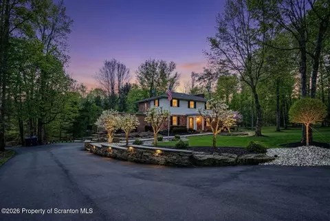 39 Fig Ave, Clarks Summit, PA 18411