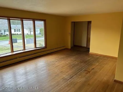 Living - 708 Delaware St, Mayfield, PA 18433 photo 4 of 7
