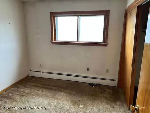 Bedroom - 708 Delaware St, Mayfield, PA 18433 photo 6 of 6