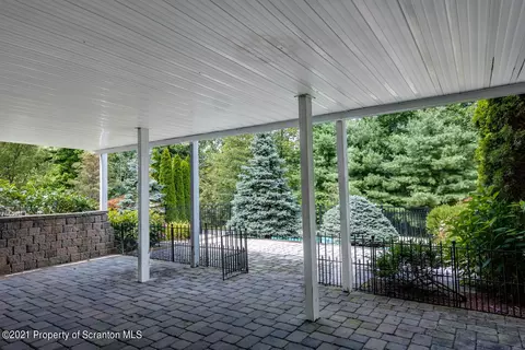 14 Kipling Dr, Moosic, PA 18507 photo 42