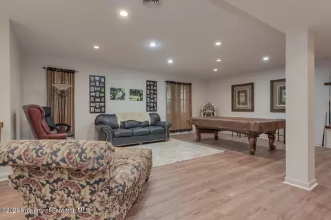 14 Kipling Dr, Moosic, PA 18507 photo 33